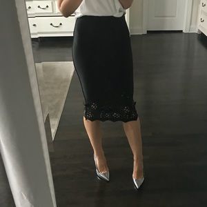 Pencil skirt (stretching)